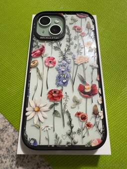 iPhone 15 256GB Top stav - 3