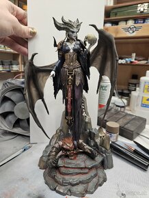 Figúrka Lilith 25cm, kit - 3