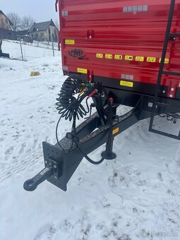 Vlečka príves za traktor 8t - 3