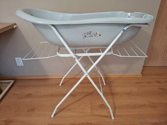 Detska vanicku na kupanie so stojanom - 3
