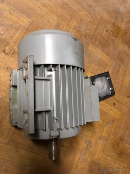 3 fázový motor MEZ 0,75kW - 3