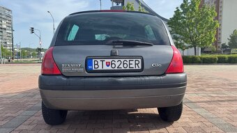 Predám Renault Clio II - 3