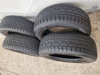215/60r16 hankook - 3