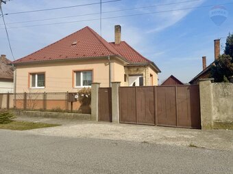 Predaj rodinného domu, Vojka nad Dunajom, pozemok 1719 m2, č - 3