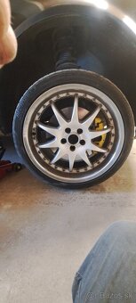 R18 - 3