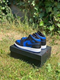 Jordan 1 mid 38 royal blue gs - 3