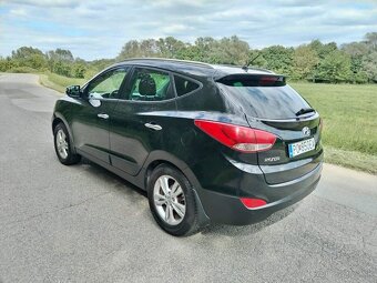 Predám Hyundai ix35 1,7 CRDi 4x2 vo výbave Style - 3