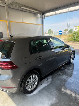 Predám Volkswagen Golf 7 - 3