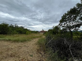 Szalonna - 3i RD pri jazere Rakaca v dobrom stave len 1h od - 3