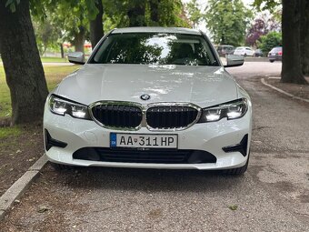 BMW Rad 3 330e Premium PHEV A/T Plug-In HYBRID - 3