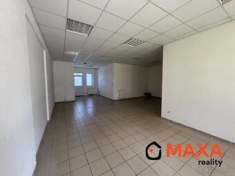 Na prenájom obchodný priestor, pešia zóna, Senica - 3