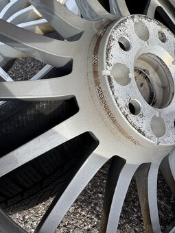 Audi A4,A5 225/50R17 - 3