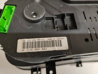 Tachometer VW Golf IV 1J0920821 30€ - 3