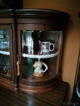 Príborník, stôl a stoličky - 3