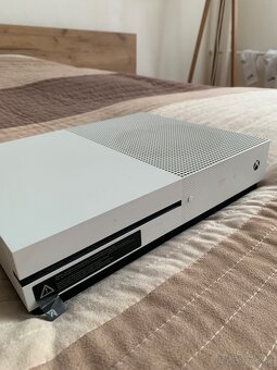 Xbox One S 500gb - 3