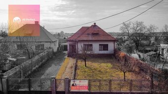 Na predaj rodinný 3,5 izbový dom pred rekonštrukciou v Šinta - 3