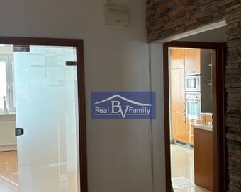Predaj, Petržalka, 3 izbový byt, Furdekova ulica,kúpou voľný - 3