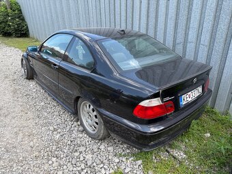 BMW e46 330i Coupe - 3