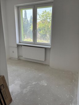 predam 2.izbovy byt s vlastným parkovacím miestom - 3