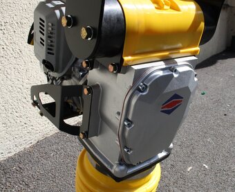 Vibračny pěch (dusadlo) PROFI TEKPAC SG70H Honda - 3