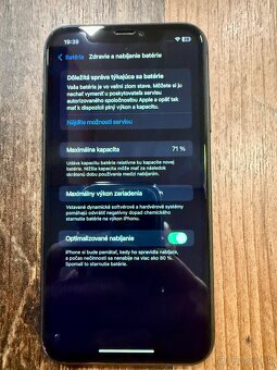 iPhone 11 black 128 GB - 3