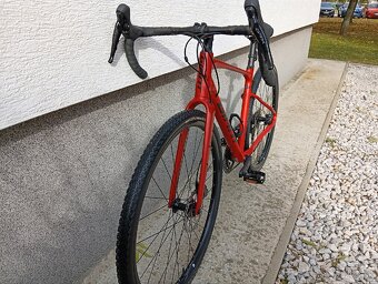Ponúkam na predaj gravel Giant Revolt 1  28" - 3
