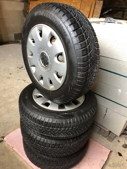 Zimne gumi 195/65 R 15 original puklice Volkswagen - 3