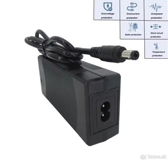 Nabíjačka 33,6V pre 29,6V 2,1 na 5,5 - 3