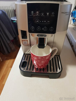 Kvalitný kávovar De’Longhi Magnifica Start - 3