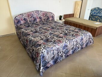 Manželská posteľ - 3