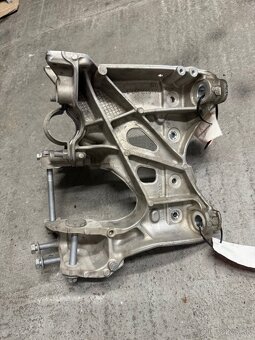 Audi A8 4N0399295M drziak - 3