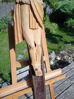 Veľký Kristus na kríži - 3