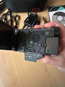 Panasonic HDC-TM700 + príslušenstvo - 3