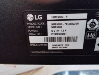 LG Monitor 24" - 3