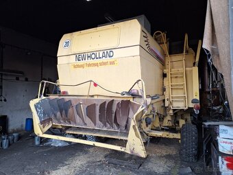 NEW HOLLAND TX66 - 3