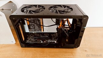 SAPPHIRE GearBox Thunderbolt™ 3 500W eGFX (egpu) - 3