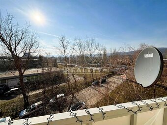 Slnečná garsónka - 29 m2 v Bratislave – Vajnory,... - 3