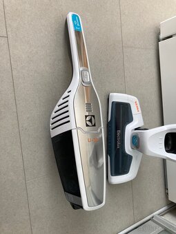 Predam tycovy vysavac Electrolux - 3