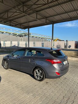 Predám Hyundai i30 CW 1.6 CRDi - 3