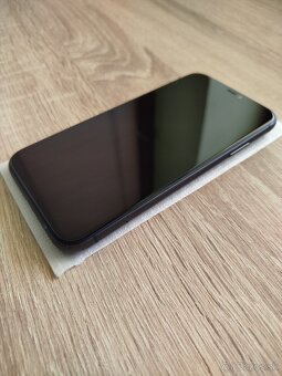 iPhone 11 64GB čierny - 3