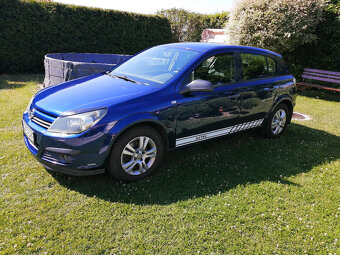 Opel Astra H 1.4 16V - 3