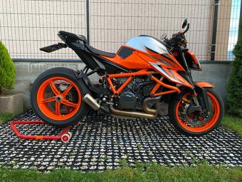 KTM Superduke 1290 2023 + Tech Pack - 3