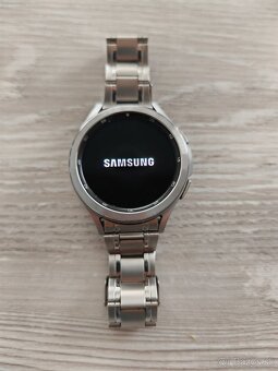 Samsung Galaxy Watch 4 Classic 46 mm strieborné - 3