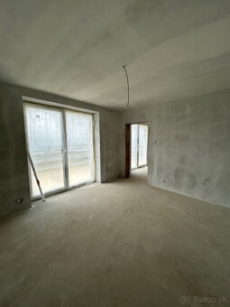 Skolaudovaná novostavba slnečného domu, Lubina - 3