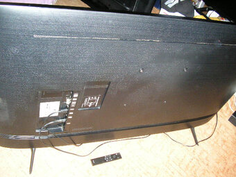 Predam LED televizor - 3