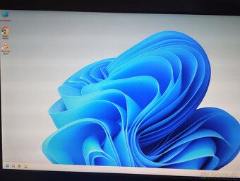 Predám stolový počítač - 3