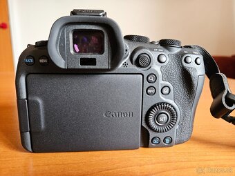 Canon EOS R6 II - 3