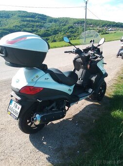 Piaggio MP3 500 - 3