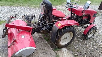 Malotraktor s naradim - 3