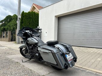 Harley Davidson Road Glide - 3